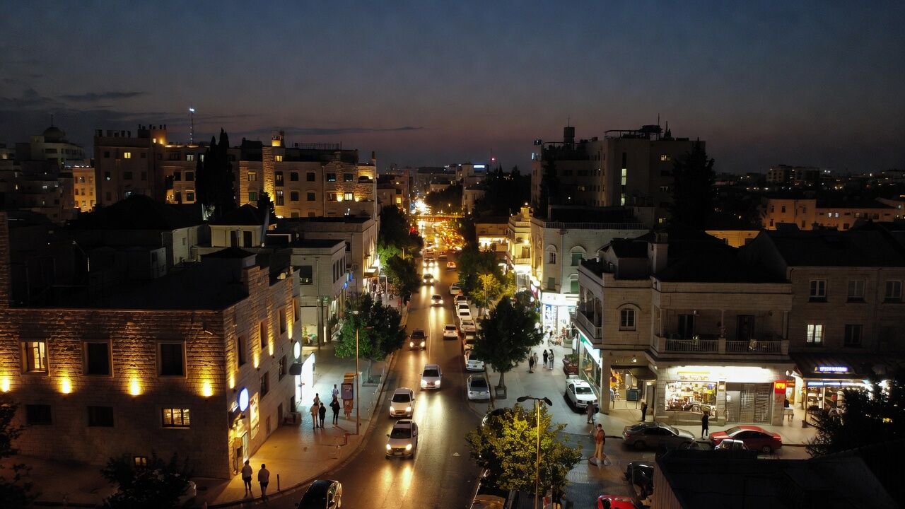 ההונאה בטיול לטבריה עם מוכר פלאפל שהציל אותי אחר כך